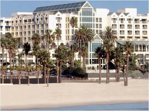 THE LOEWS SANTA MONICA HOTEL